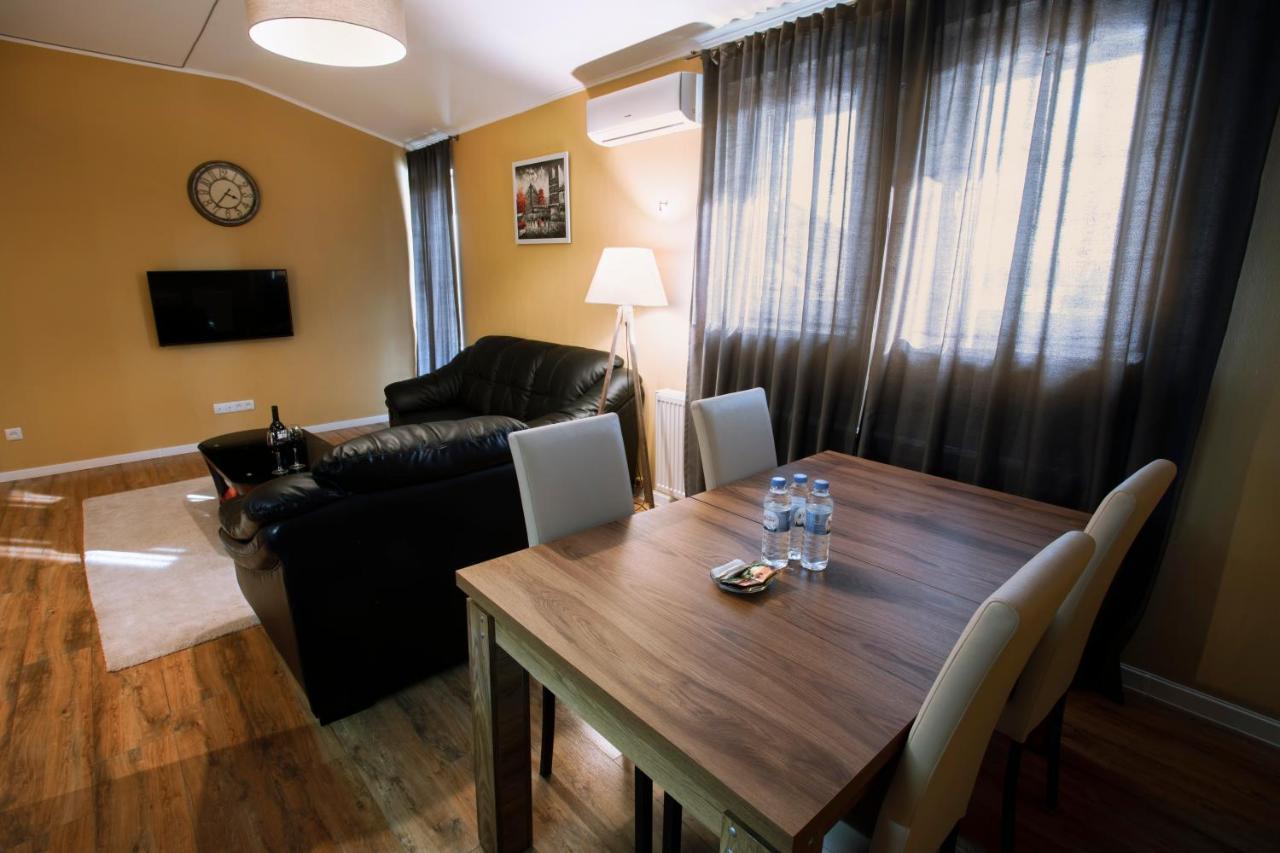 Apart Hotel West 第比利斯 外观 照片